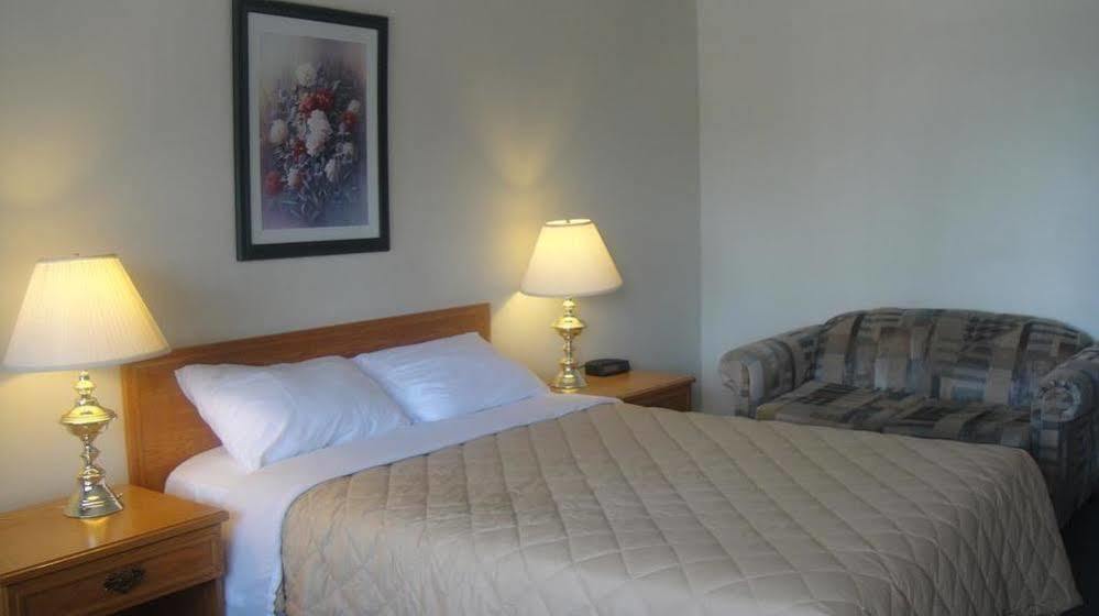 7 Days Inn Niagara Falls Niagara-Fälle Exterior foto